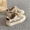 Zapatillas Casuales Retro Estilo Británico para Mujer 2025 Nuevas Zapatos Blancos de Suela Gruesa Versátiles Mocasines de Nicho
