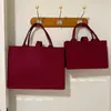 Bolsa Tote de Feltro, Bolsa de Feltro, Sacola para Presente de Evento, Bolsa Tote, Sacola para Lembrancinha de Casamento, Bolsa de Feltro Vermelha