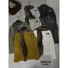 Solo Uno VI+ Otoño Estilo Retro Coreano Rayado Texturizado Versátil Hombros Descubiertos Suéter Cálido 99512 (con calentador de cuello)