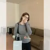 Elegante top de punto para principios de primavera estilo Chanel, nuevo jersey de primavera 2025 con cuello redondo y bordes festoneados, camiseta básica para mujer