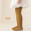 Meia-calça Listrada Vertical para Meninas de Primavera e Outono com Laço 3D e Fio Brilhante, Leggings Infantis, Calça Nove Pontos de Algodão Penteado para Bebê