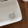 Grampo de Cabelo Borboleta de Metal Prateado para Mulheres, Presilha Lateral para Mechas, Pequeno Prendedor de Garra, Novo Estilo Chinês, Acessório de Cabelo Antigo Retrô Hanfu