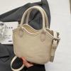 Coreia do Sul Design de Nicho Vintage Cesta de Legumes de Mão Bolsa Feminina 2025 Primavera e Verão Mais Vendida Moda Versátil Bolsa Transversal para Trabalho