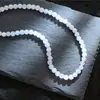 Colar de Ágata Vermelha e Branca Estilo Chinês Moda de Nicho Feminina com Contas Exquisito Corrente para Clavícula de Alto Padrão Luxo Acessível Joias de Nicho