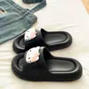 Pantuflas de verano para mujer, lindo diseño de gato blanco y rosa, a la moda para usar en interiores y exteriores, suela gruesa de EVA, sandalias ligeras y duraderas
