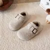 Otoño 2026 Nuevos Zapatos Birkenstock para Niñas Felpa Plus Calientes Estilo Bosque Tendencia Retro Zapatos de Moda Versátiles Zapatos de Algodón para Niños