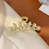 Estilo celebridade da internet Presilha de laço de pérola Coreia do Sul feminina elegante presilha de tubarão grande para mulheres