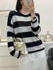 Suéter tejido casual de lana fina estilo coreano, corte holgado, a rayas para mujer, nuevo top casual versátil de cuello redondo para otoño