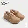 Pantuflas de algodón para mujer, invierno, talón cerrado, nuevo estilo 2026, para interiores en casa, antideslizantes, cálidas, mullidas, zapatos de algodón con forro de felpa para mujer, se pueden usar afuera