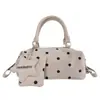 Bolso de mano de lunares de moda nuevo Yozzi otoño 2026, fresco y hermoso, alto valor estético, adecuado para ir de compras, bolso de hombro y cruzado