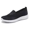 Zapatos de malla personalizados transfronterizos de talla grande, comercio exterior, huecos, casuales, para madre, poco profundos, para caminar