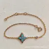 Collar de Diamantes de Burro Trébol de Cuatro Hojas Pulsera de Cuatro Flores Cinco Flores para Mujer Fritillaria Blanca Baño Grueso de Oro Rosa Pendientes de Alta Elegancia