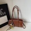 Bolsa Retro de Grande Capacidade para Mulheres 2026 Nova Coleção de Primavera Bolsa de Mão com Alça de Ombro Moda Simples Estilo Coreano Bolsa de Braço