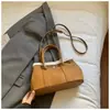 Comercio Exterior Transfronterizo 2025 Nuevo Bolso de Mano Vintage de Invierno de Alta Gama para Mujer Bolso de Hombro Versátil para el Trabajo