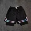 Shorts de basquete estilo americano anti-exposição de camada dupla, modelagem solta, falso duas peças, comprimento até o joelho, shorts casuais para corrida, shorts de três quartos de secagem rápida