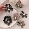 Presilha Elegante Flor de Strass Luxo Leve Pérola Artificial Moda Franja Cabelo Quebrado Lateral Brilho Diamante Grampo de Cabelo Acessórios de Cabelo para Mulheres