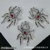 Accesorios de Estilo Oscuro Estilo Europeo y Americano Mariposa Negra Pistola Cruz de Rosa Colgante Pulsera de Cuentas DIY Collar