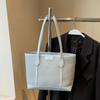 Bolso de Viajero de Gran Capacidad para Mujer 2025 Verano Nueva Moda Bolso de Hombro Simple Bolso Tote de Estilo Coreano de Aspecto Elegante