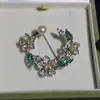 Accesorios DIY Exquisita y Elegante Broche de Guirnalda para Mujer Circonita Micro-Pavimentada Moda Broche de Gama Alta Portador Vacío de Corsage de Perla