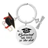 Europa y Estados Unidos llavero de acero inoxidable transfronterizo con letras regalos inspiradores de graduación para estudiantes y profesores clase de joyería