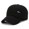 Nueva Gorra Plana de Invierno para Hombre con Felpa Gruesa, Gorra de Algodón Cálida Casual para Exteriores, Gorra de Béisbol a Prueba de Viento con Protección para los Oídos