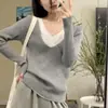 Suéter de punto de manga larga de color de contraste, estilo dos piezas falsas, para mujer, nuevo diseño de principios de otoño, top pullover de cuello en V ajustado retro de nicho