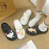 Conejo Peludo Marrón Moda Lindo Ins Femenino Agujero de Corazón Hebilla de Zapato Flor de Zapato Linda de Gama Alta Versátil