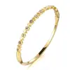 2025 Nuevo Pulsera Transfronteriza de Acero de Titanio Chapado en Oro Real de 18K Borde Estrecho Incrustado con Circonita Diseño de Hebilla de Corazón Pulsera