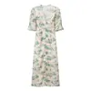 Moda Feminina para Exportação 2026 Verão Novo Estilo Europeu e Americano Elegante para o Dia a Dia Renda Patchwork Decote em V Profundo Vestido Justo