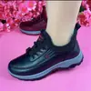 Zapatos de Tela de Invierno del Viejo Pekín para Mujer, Zapatos de Imitación de Cuero, Impermeables y Antideslizantes, Botas Cálidas de Algodón con Piel de Conejo para Madres de Edad Media