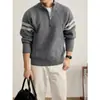 Suéter listrado color-block 2026 novo com zíper parcial e gola alta para homens, outono e inverno, de alta qualidade, plus size, espessado, quente, peça externa