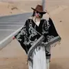 Chal bohemio, capa exótica para mujer, adecuada para viajes a Xinjiang, excursiones por la pradera y sesiones de fotos, capa exterior de estilo étnico