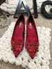 Fábrica de Sapatos Xinhao Fivela de Floco de Neve Strass Salto Alto Versátil Casamento Madrinha Banquete Bico Fino Quadrado Francês Fivela Sapatos de Salto