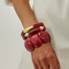 Pulsera elástica de resina curvada teñida de rojo de Angola, pulsera de moda retro de alta gama, joyería transfronteriza europea y americana para mujer