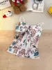 2026 Nuevo Estilo Fresco Retro con Cordones Estampado Sexy de Halter Fruncido Cuello en V Elegante Top Ajustado para Mujer