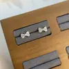 Brincos de Liga de Diamante com Milhares de Designs, Brincos Versáteis, Luxo Leve, Sensação de Alto Padrão, Brincos Coloridos para Mulheres, Em Formato de Borboleta e Coração