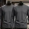 Camiseta fina de manga comprida para outono para homens, cor sólida, elástica, secagem rápida, caimento solto, casual moderno, gola redonda, segunda pele