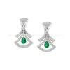 Pendientes de Ágata en Forma de Abanico Versión Alta para Mujer Chapados en Oro Rosa 18K B Pendiente de Falda Corta Madreperla Blanca V Oro Full Diamond
