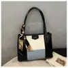 Lenço de Seda Patchwork Vintage Simples e Estiloso para Mulheres Commuter 2026 Bolsa Tote de Ombro Único/Mão de Grande Capacidade Nova Moda
