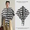 Nuevo Chal Grande Triangular de Mezcla de Lana de Color Sólido para Otoño e Invierno 2025 para Mujer, Chal de Hombro de Punto Grueso y Cálido con Rayas Exteriores
