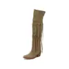 Outono Inverno 2026 Europeu e Americano Simples Franja Salto Grosso Rebite Camurça Patchwork Retrô Botas Femininas Novas Botas Acima do Joelho Botas de Moda