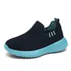 Tênis Esportivo Infantil Chegadas de Verão para Crianças de Meia-Idade e Mais Velhas Malha Respirável Sapatos Infantis Meninas Malha Dupla Tênis de Corrida Sapatos Flyknit Pai-Filho
