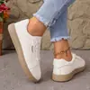 Otoño 2026 Zapatillas Blancas Casuales Transfronterizas Europeas y Americanas Suela Suave Nuevos Zapatos de Mujer Transpirables Versátiles Zapatillas de Tabla Zapatos de Entrenamiento Alemanes para Mujer