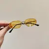 2026 Nuevo Modelo Metal Color Degradado Tendencia Unisex Ojo de Gato Moda Europea y Americana Personalidad Tendencia Protección Solar Gafas de Sol