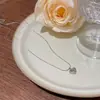 Joyería Transfronteriza Europea y Americana Moda y Exquisito Colgante Nicho Cadena Clavicular No Descolorante Oro de 18K Acero Titanio Accesorios de Collar para Mujer