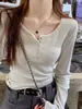 Capa base primavera y otoño mujer 2026 nuevo estilo cuello semiabierto ropa interior ajustada cepillada blanca manga larga camiseta tacto de alta gama top