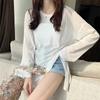 Versão Grande Europeia de Camiseta com Estampa de Máscara Facial Feminina Camisa de Base Estação Europeia Tamanho Grande Solta Fenda Proteção Solar Blusa Seda de Gelo Top Fino