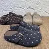Zapatillas de media altura para aumentar la estatura persona perezosa zapatos de punta cerrada usar gruesas 2026 zapatillas perezosas de lunares interior y exterior otoño estilo coreano suela slip-on