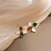 Novos brincos de moda feminina transfronteiriços, de alta qualidade, luxo leve, tarrachas e brincos pendentes versáteis, acessórios estilosos e únicos em estoque
