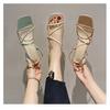 2020 Verano Nuevo Color Caramelo Tacón Grueso Sandalias Peep-toe Sandalias de Tacón Medio de Punta Cerrada Estilo Coreano para Mujer